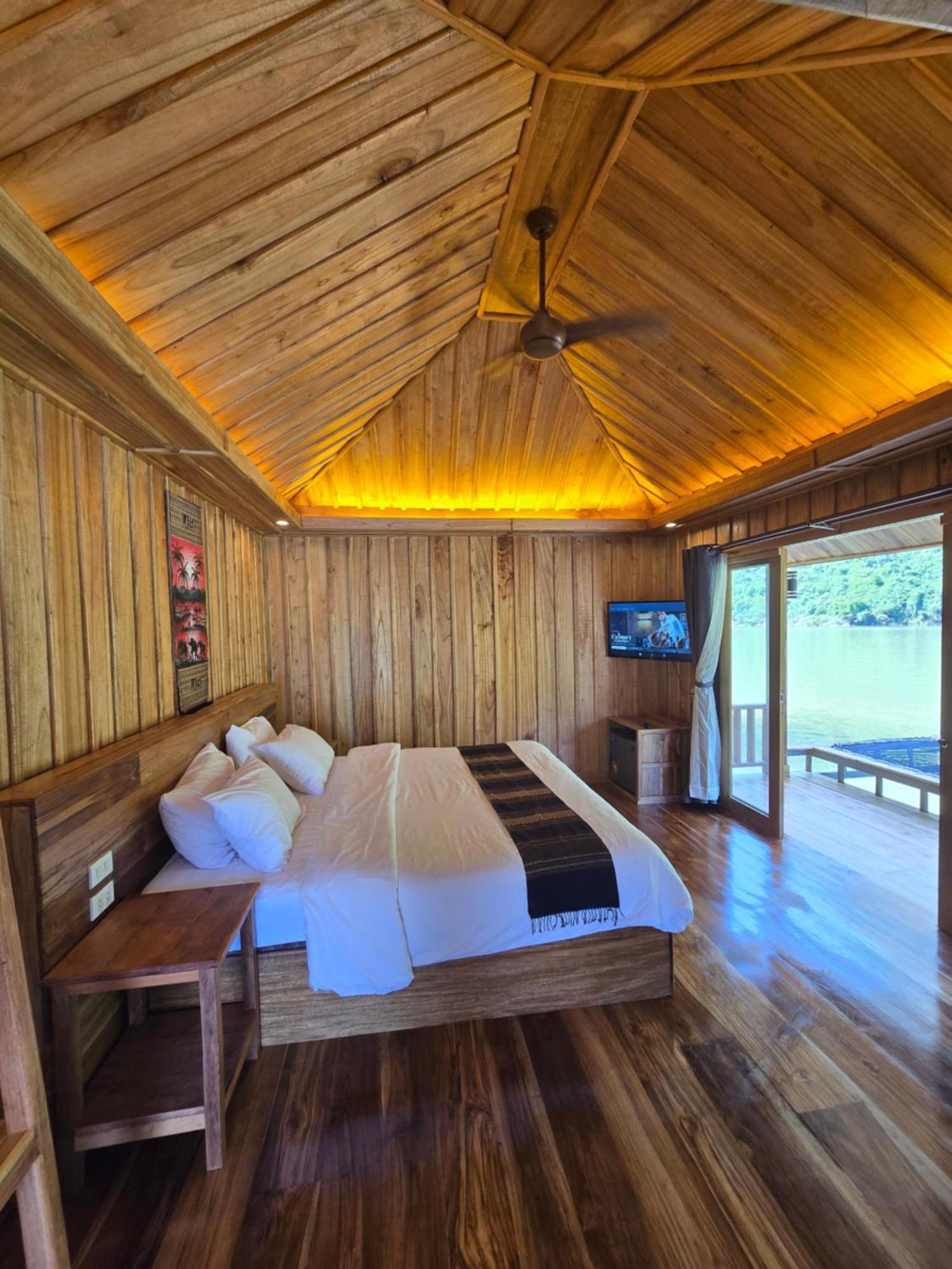 Hotel Nongkhiaw The Float House Exterior foto